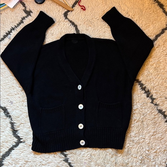 Black Cardigan Sweater with Pockets - Picture 16 of 17